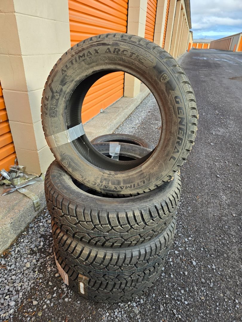 4x 185/60R15 General Tire Altimax Arctic