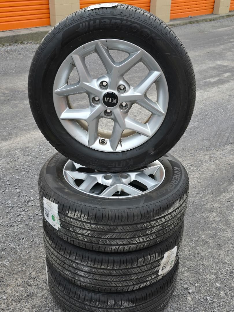 4x 16" Kia Soul 2020 5x114.3 205 60 16 Hankook KINGERGY GT