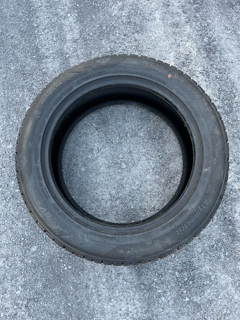1x 225/55R19 Marshal IZEN RV