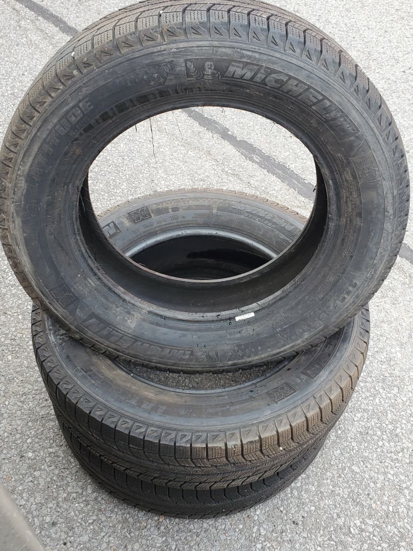 3x 235/60R18 Michelin Latitude X-Ice XL3