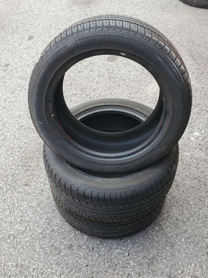 3x 225/50R17 Yokohama Avid Touring S