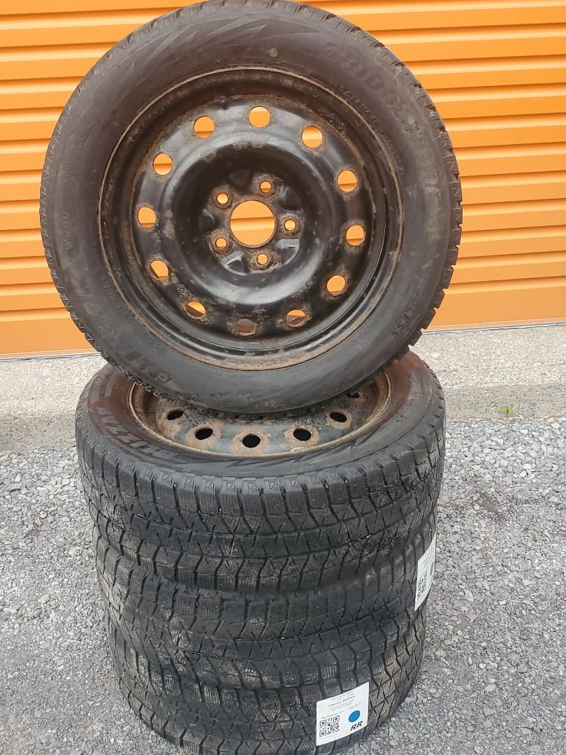 4x 16" Hyundai Veloster 2019 5x114.3 205 55 16 Bridgestone BLIZZAK WS80