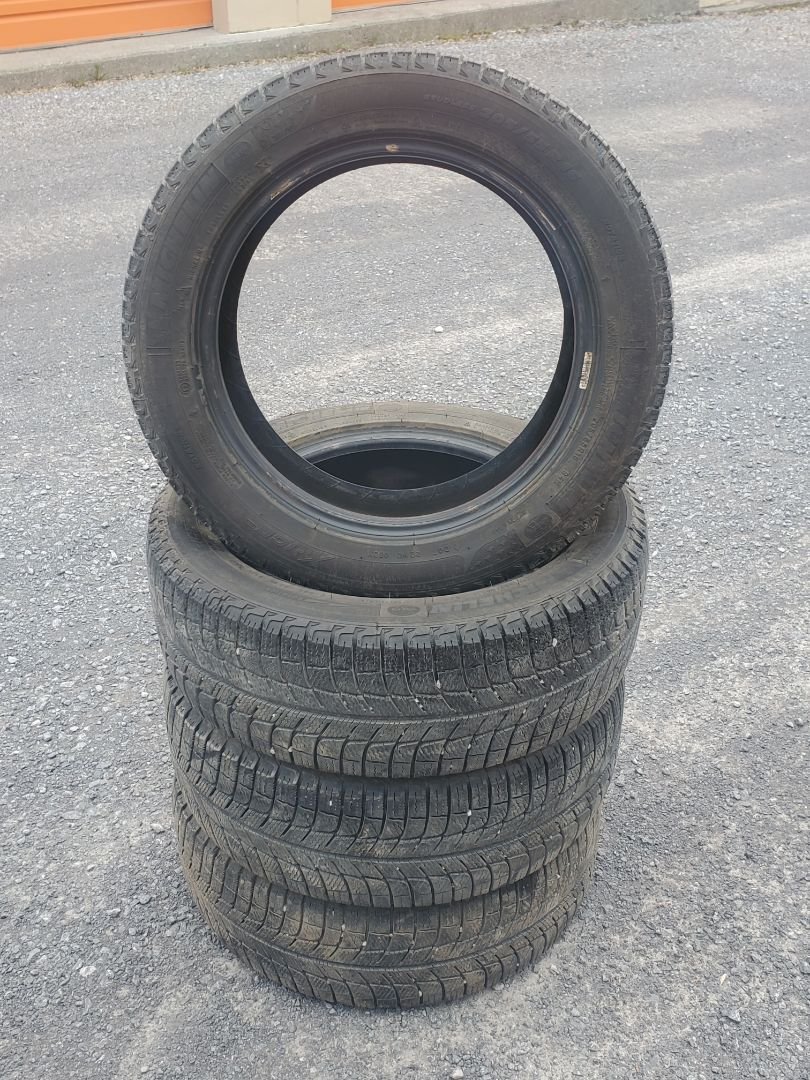 4x 205/55R16 Michelin X-Ice