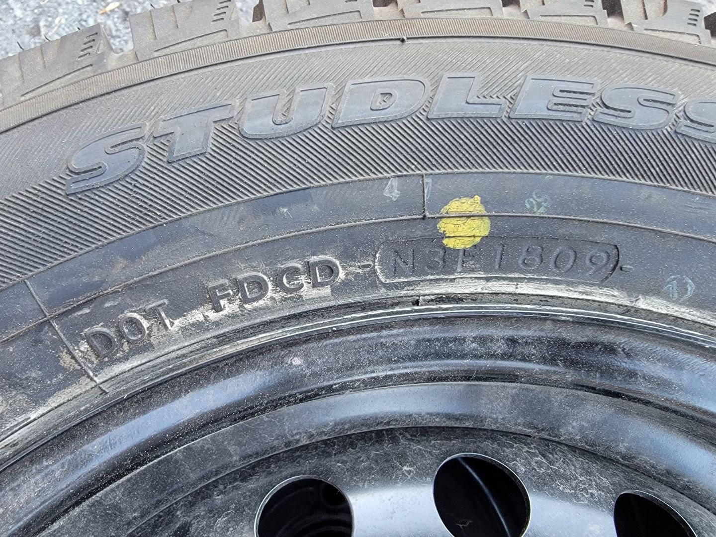 Tire image 3