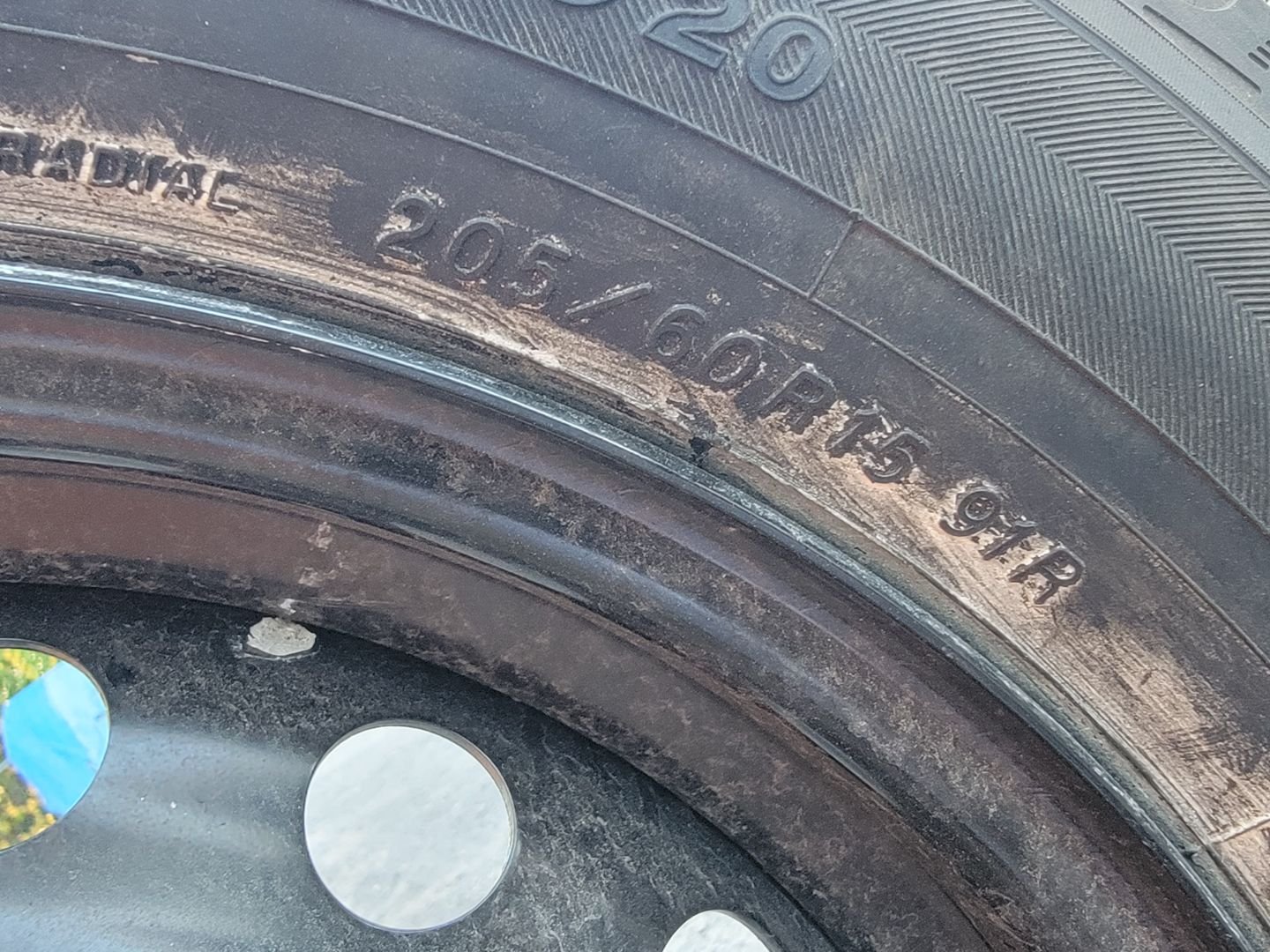 Tire image 1