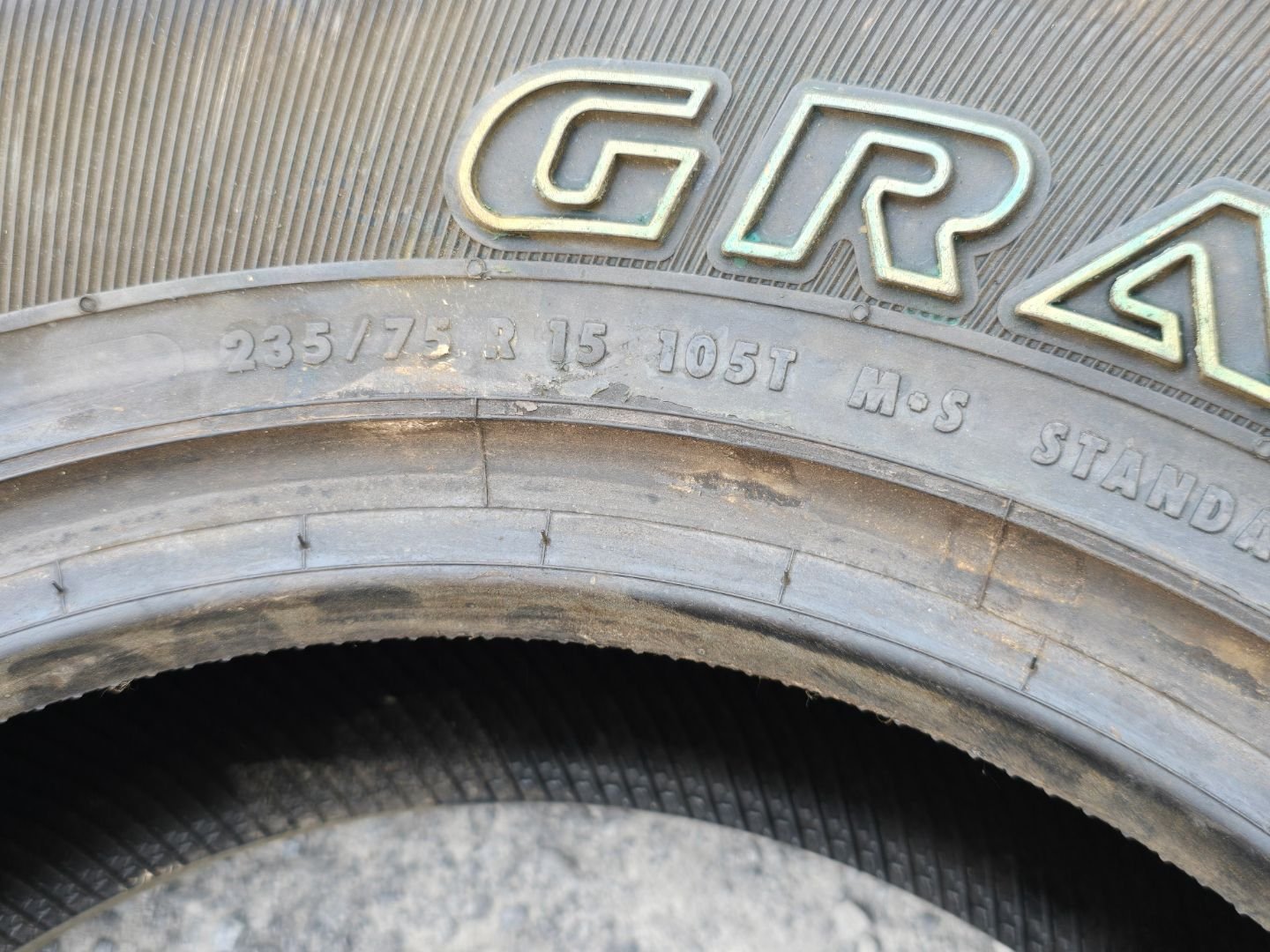 Tire image 1