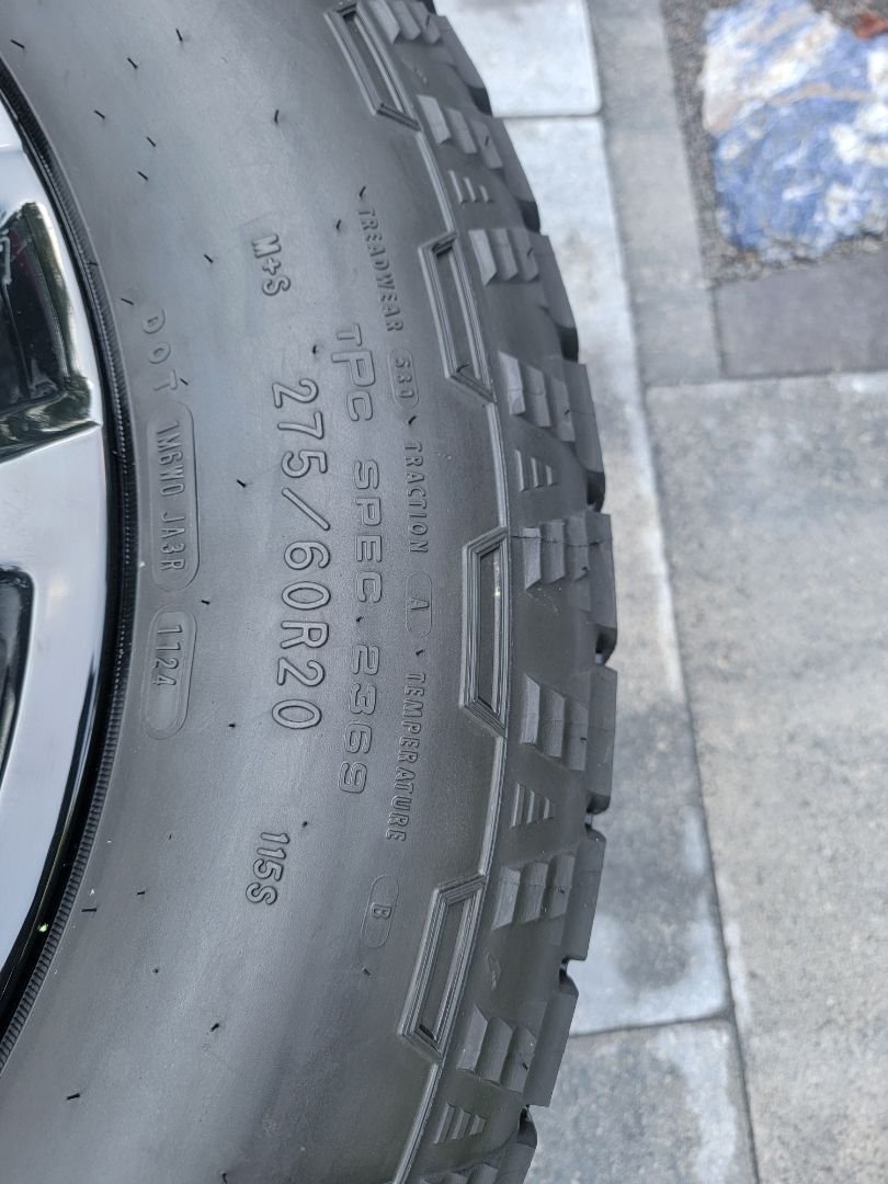 Tire image 3