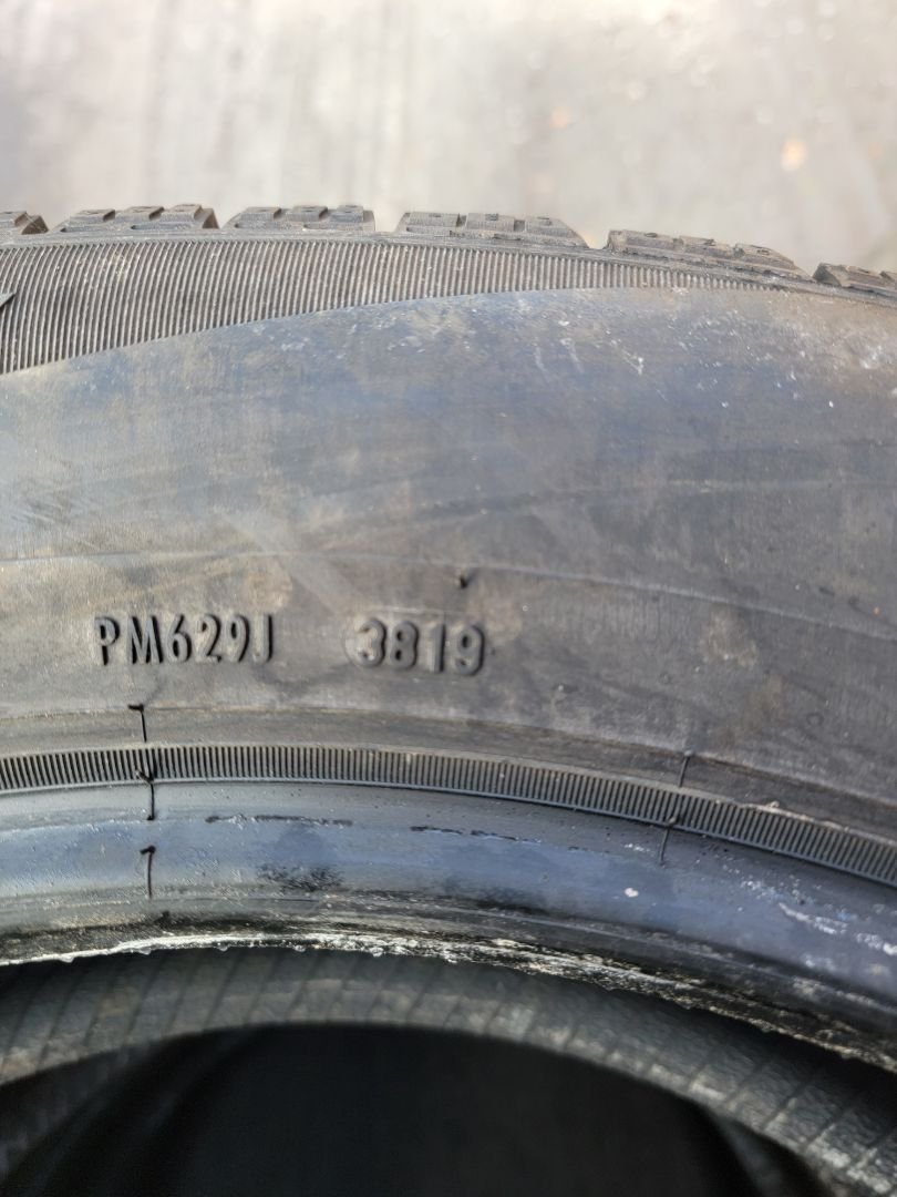 Tire image 4