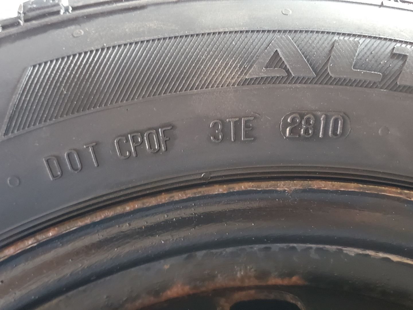 Tire image 4