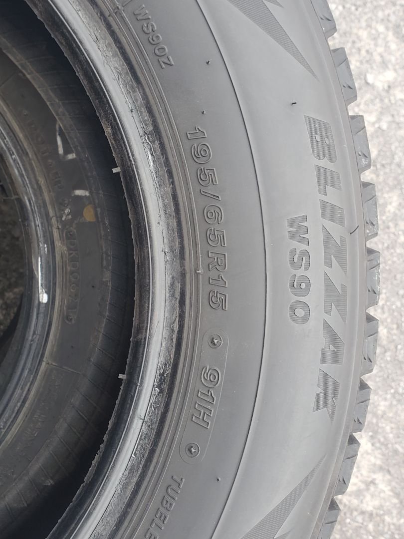 Tire image 1