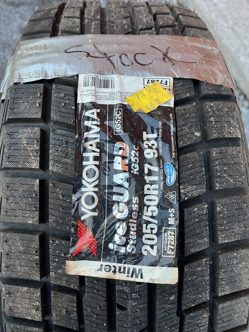 Tire image 1