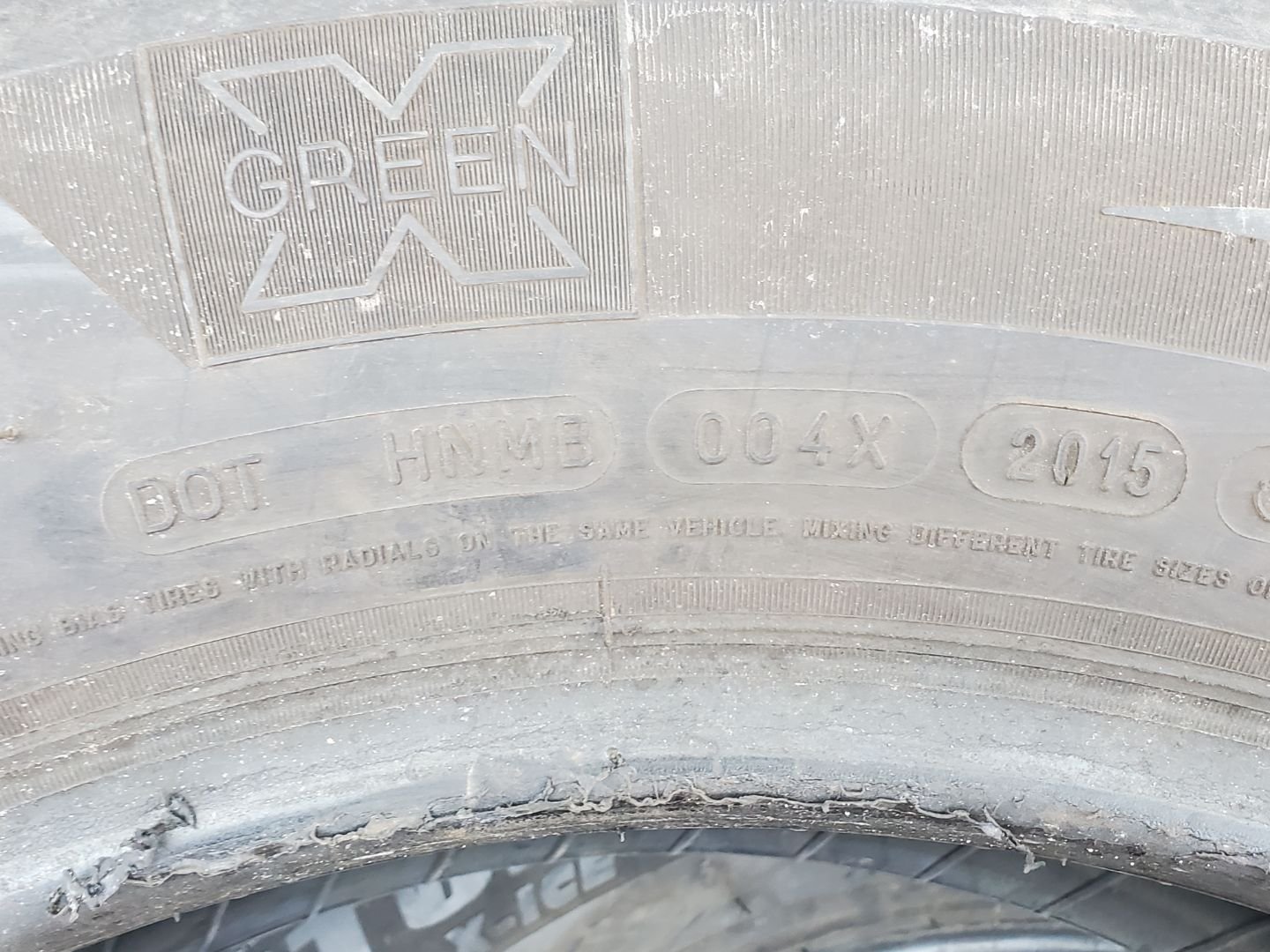 Tire image 3