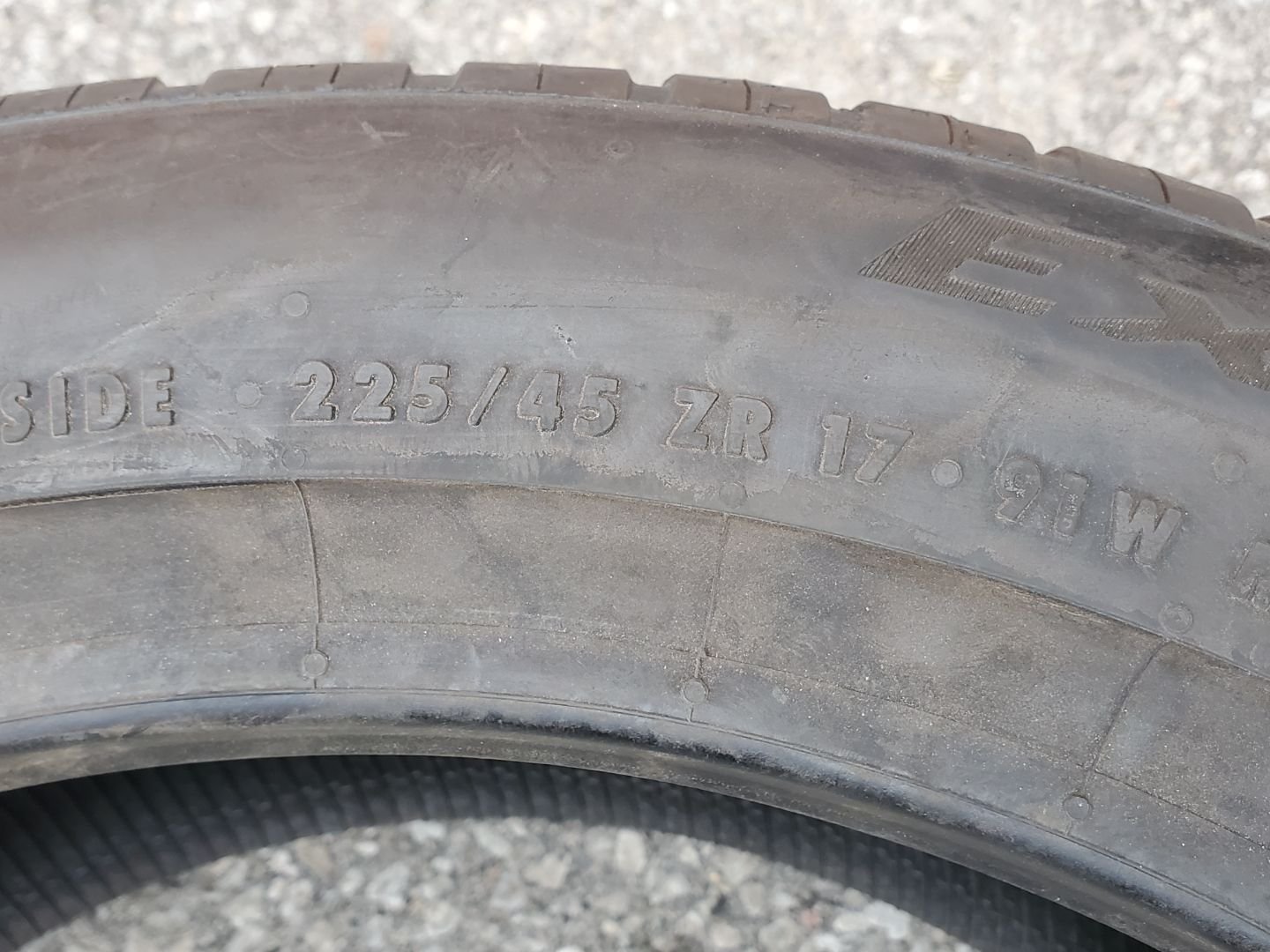 Tire image 1