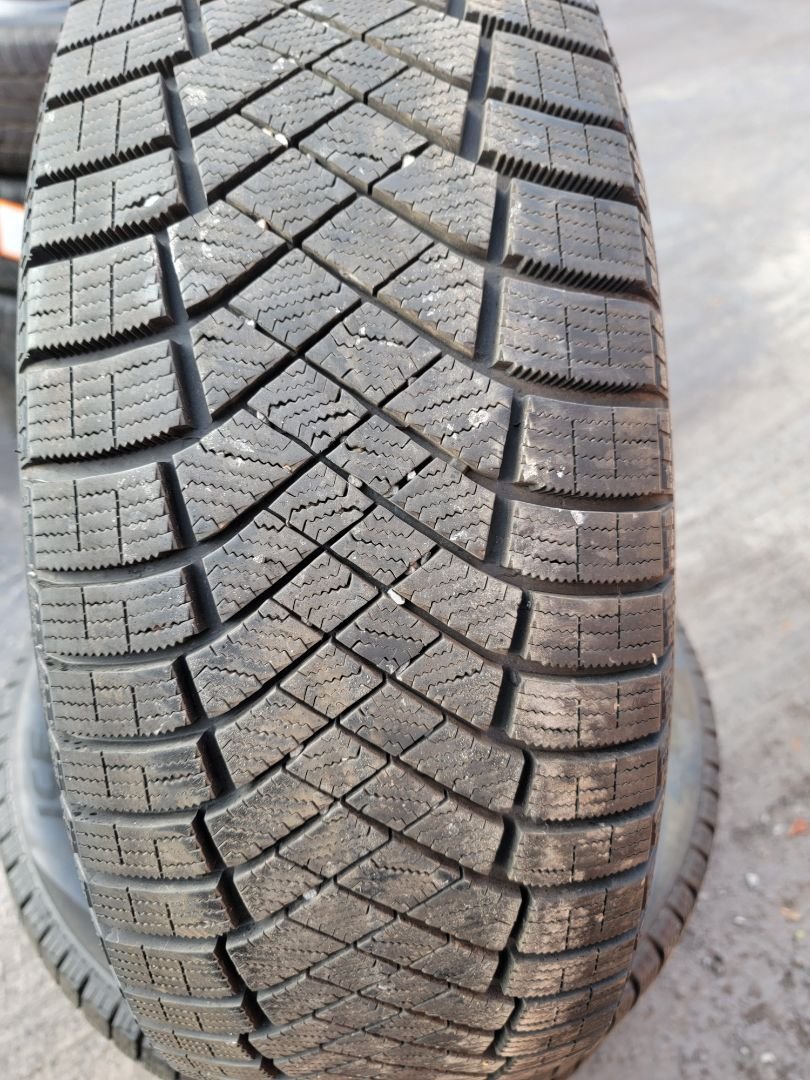 Tire image 2