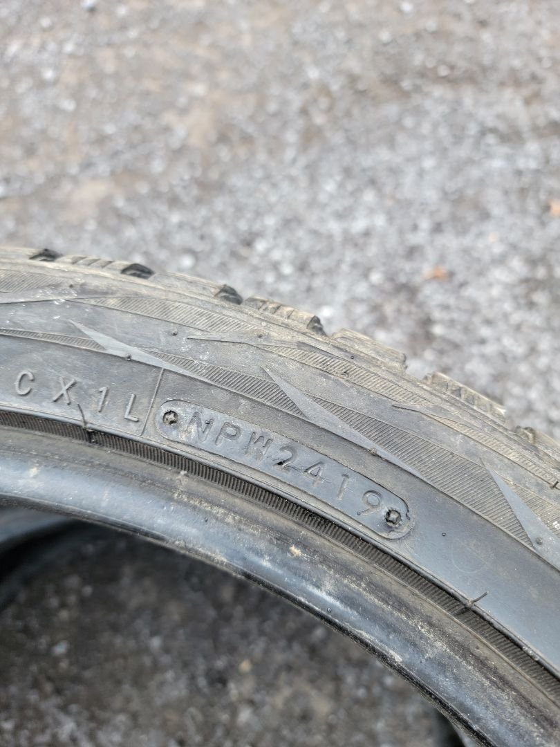 Tire image 3