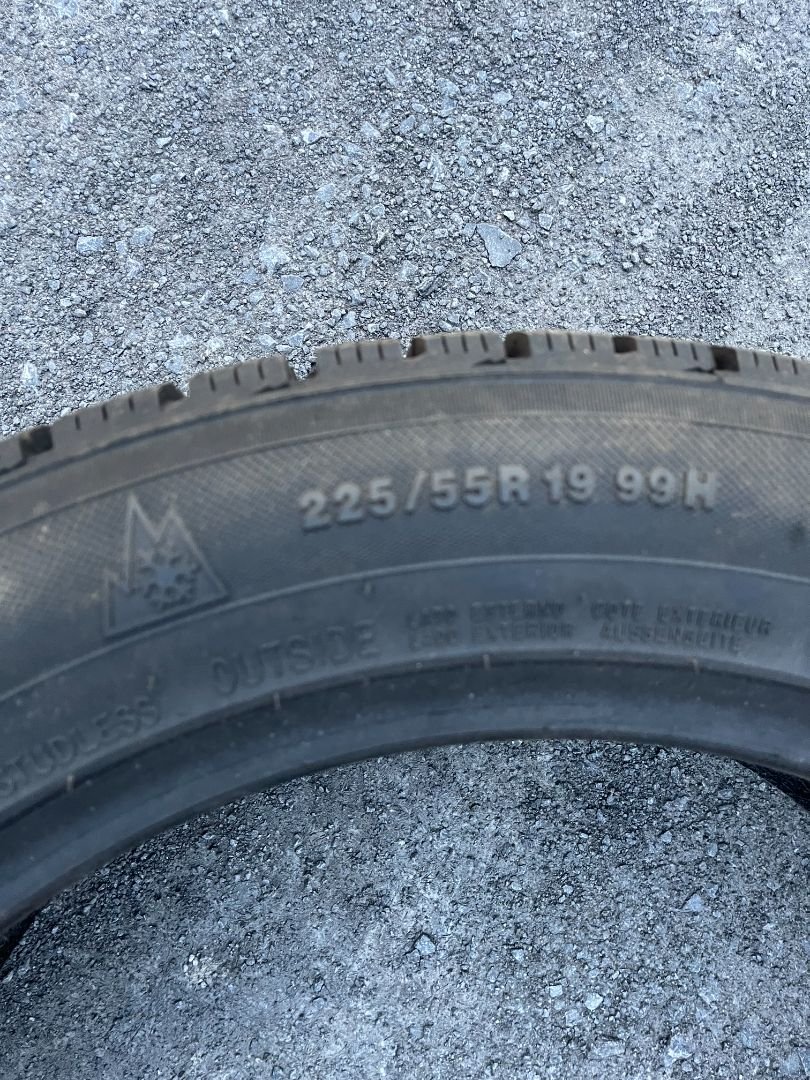 Tire image 1
