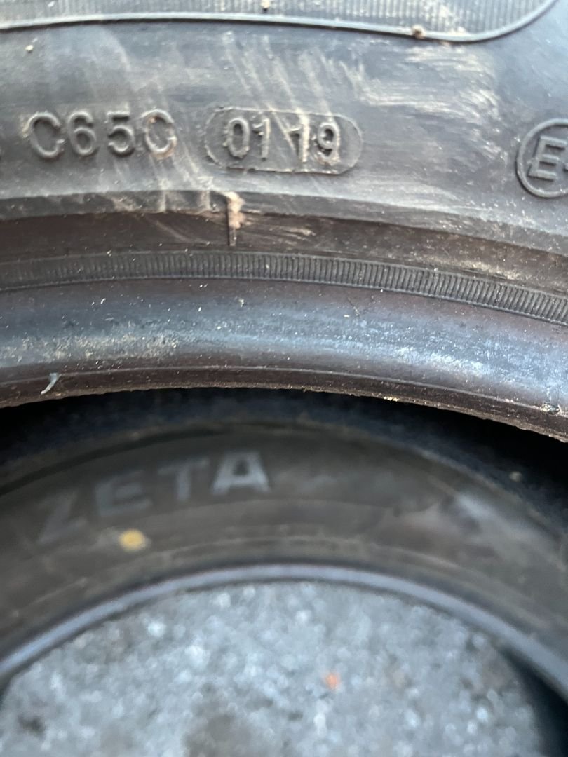 Tire image 3